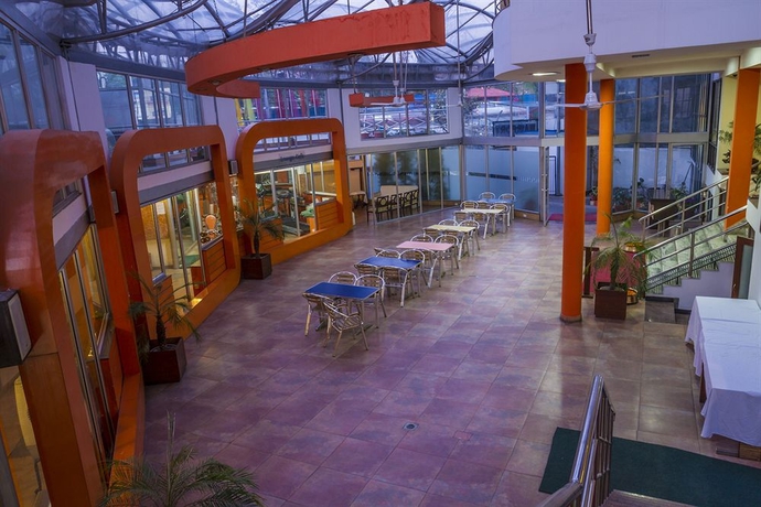 Imagen del bar/restaurante del Hotel Airport, Katmandu. Foto 6