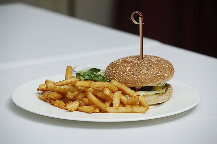 Imagen del bar/restaurante del Hotel Airport Mara. Foto 5