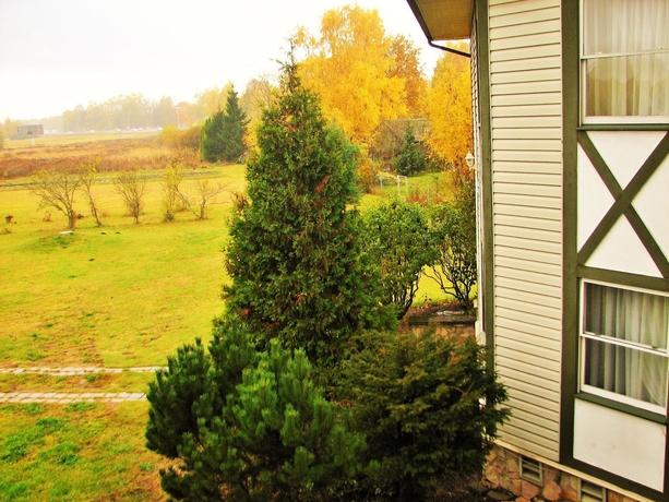 Imagen de los exteriores del Hotel Airport Mara. Foto 10