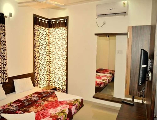Imagen de la habitación del Hotel Airport Mayank Residency. Foto 4