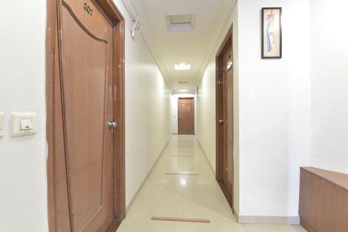 Imagen general del Hotel Airport Plaza. Foto 2