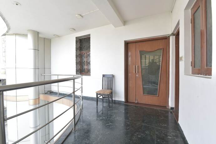 Imagen general del Hotel Airport Plaza. Foto 8