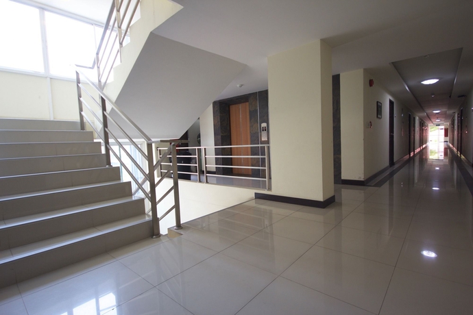 Imagen de los interiores del Hotel Airport Resident 2. Foto 11