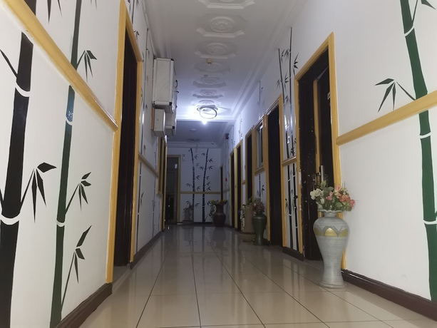 Imagen de los exteriores del Hotel Airport Side, Accra. Foto 15