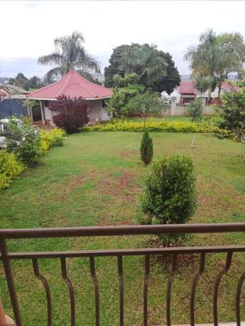Imagen de los exteriores del Hotel Airport Side Entebbe. Foto 14