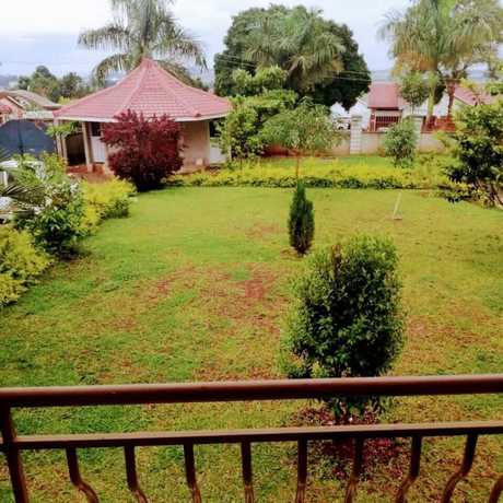 Imagen de los exteriores del Hotel Airport Side Entebbe. Foto 15