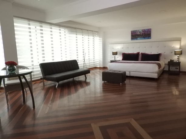 Imagen de la habitación del Hotel Airport Travel. Foto 3