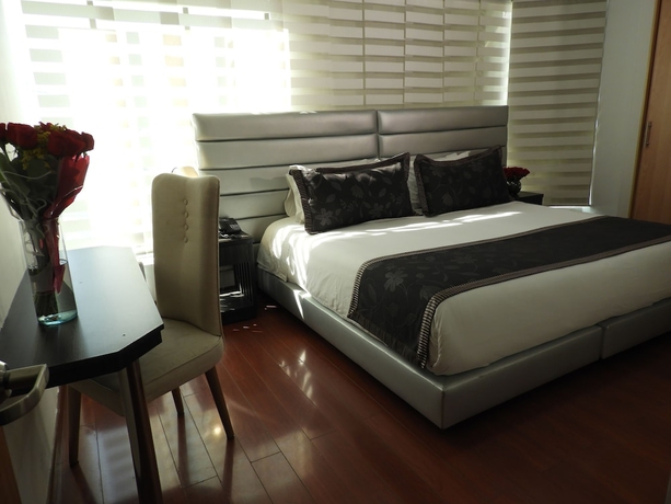 Imagen de la habitación del Hotel Airport Travel. Foto 9