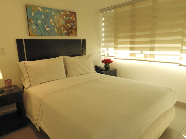 Imagen de la habitación del Hotel Airport Travel. Foto 13