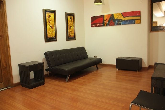 Imagen de la habitación del Hotel Airport Travel. Foto 14