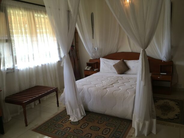 Imagen de la habitación del Hotel Airport View, Kiwafu West. Foto 19