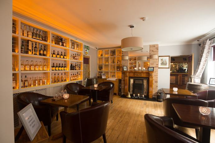 Imagen del bar/restaurante del Hotel Airport View and Secret Spa. Foto 2