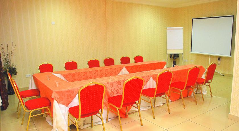 Imagen general del Hotel Airport West. Foto 3
