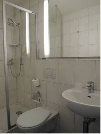 Imagen de la habitación del Hotel Airporthotel Grenchen. Foto 5