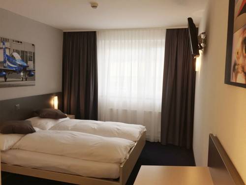 Imagen de la habitación del Hotel Airporthotel Grenchen. Foto 7