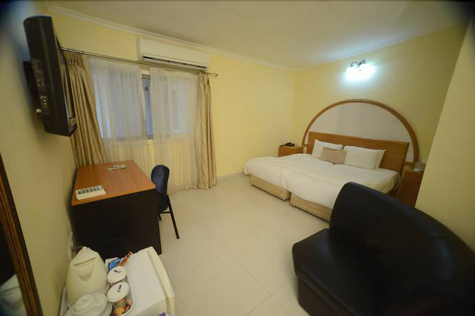 Imagen de la habitación del Hotel Airside, Dzorwulu. Foto 6