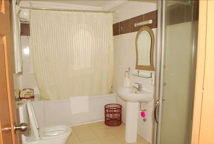 Imagen de la habitación del Hotel Airside, Dzorwulu. Foto 17