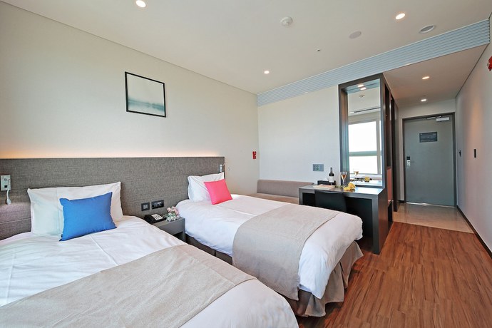 Imagen de la habitación del Hotel Airsky. Foto 6