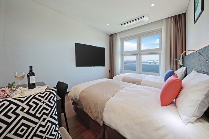 Imagen de la habitación del Hotel Airsky. Foto 7