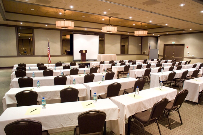 Imagen de los interiores del Hotel Airtel Plaza. Foto 15