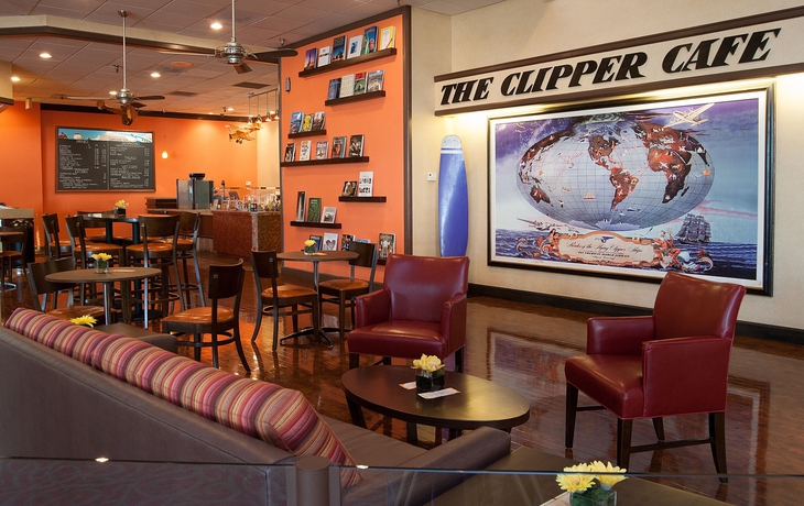 Imagen del bar/restaurante del Hotel Airtel Plaza. Foto 4