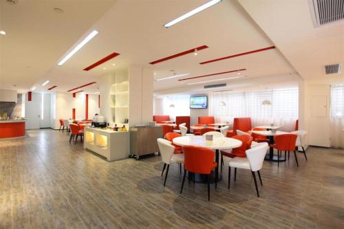 Imagen de los interiores del Hotel Aishang (Lecong Furniture Mall, Foshan). Foto 5