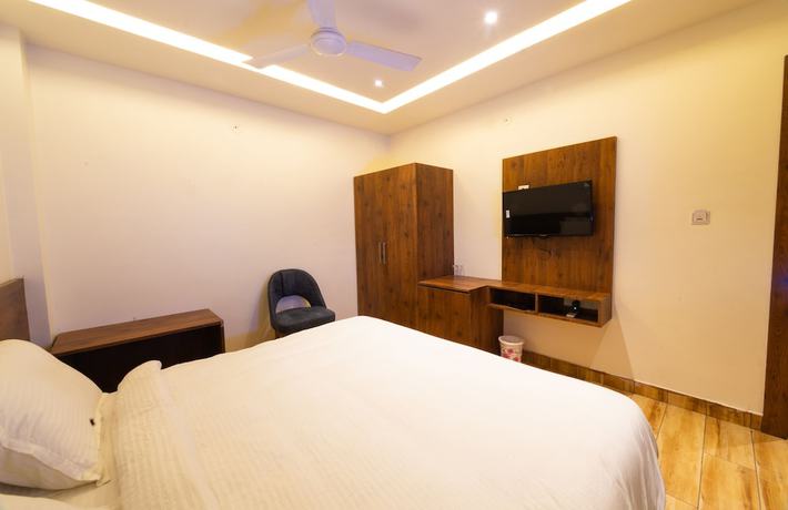 Imagen de la habitación del Hotel Aishwarya And Restaurant. Foto 3