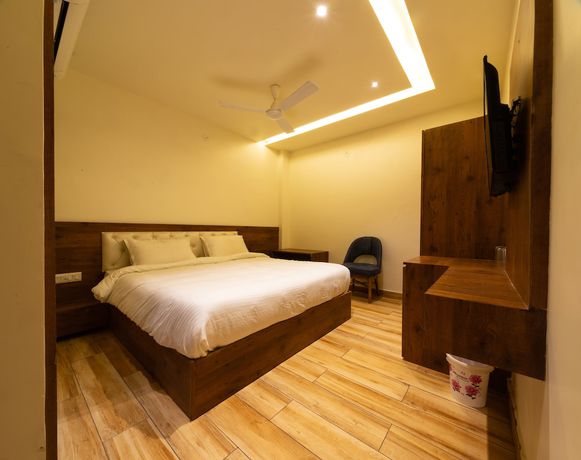 Imagen de la habitación del Hotel Aishwarya And Restaurant. Foto 5