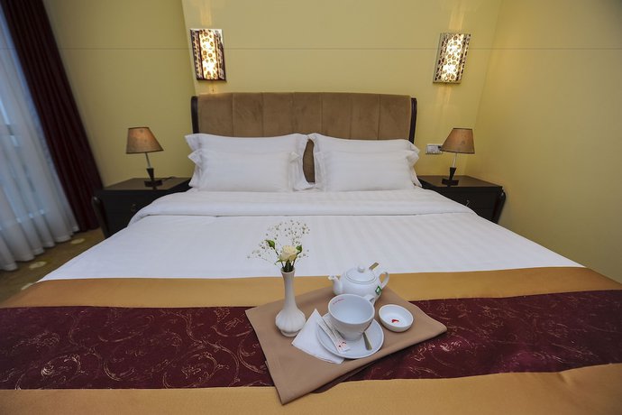 Imagen de la habitación del Hotel Aisi, Batumi. Foto 5