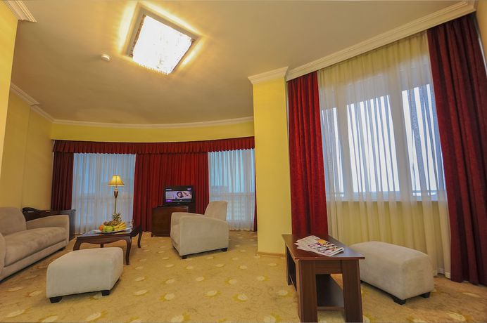 Imagen de la habitación del Hotel Aisi, Batumi. Foto 10