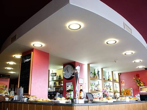 Imagen general del Hotel Aitana, Irún. Foto 5