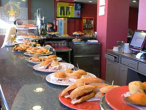 Imagen general del Hotel Aitana, Irún. Foto 6