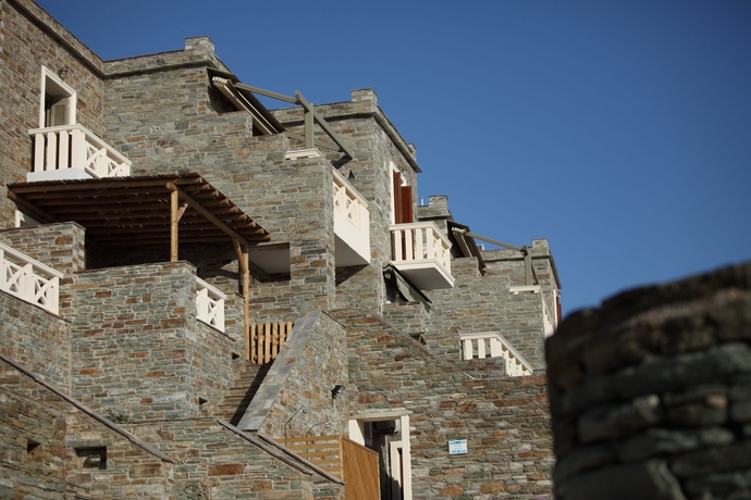 Imagen de los exteriores del Hotel Aithra Apartments and Suites. Foto 15