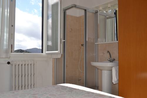Imagen de la habitación del Hotel Aitone. Foto 10