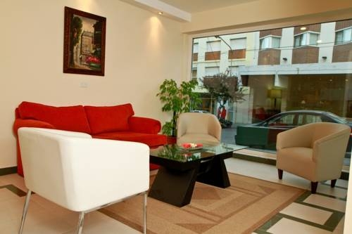 Imagen general del Hotel Aitue. Foto 16