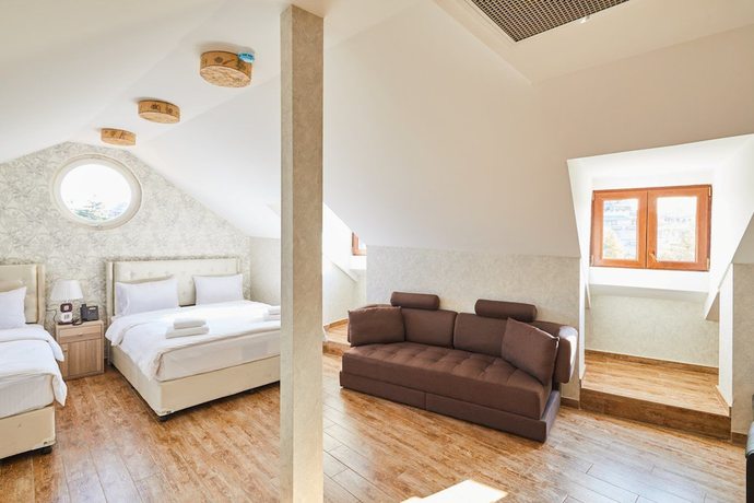 Imagen de la habitación del Hotel Aivani. Foto 14