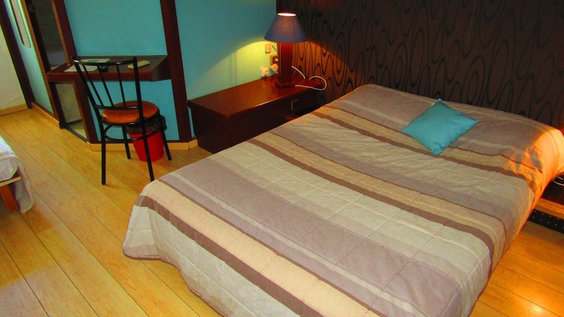 Imagen de la habitación del Hotel Aix. Foto 2