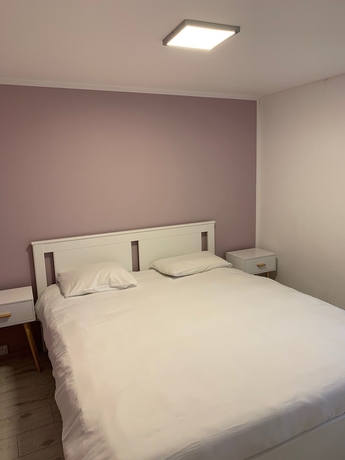 Imagen de la habitación del Hotel Aix. Foto 8