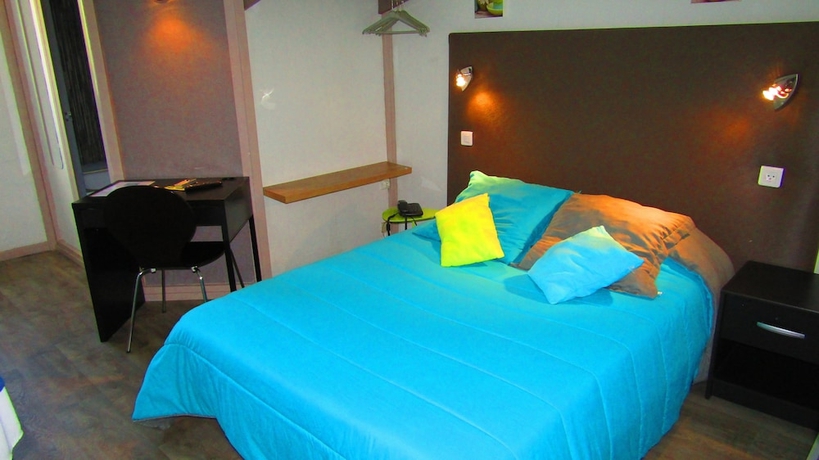 Imagen de la habitación del Hotel Aix. Foto 10