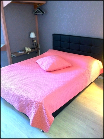 Imagen de la habitación del Hotel Aix. Foto 11