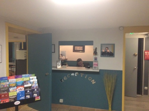 Imagen de los interiores del Hotel Aix. Foto 16