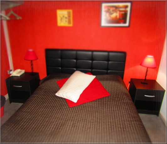 Imagen de la habitación del Hotel Aix. Foto 12