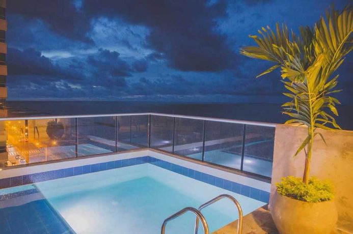 Imagen de la piscina del Hotel Aixo Suites By Geh Suites. Foto 16