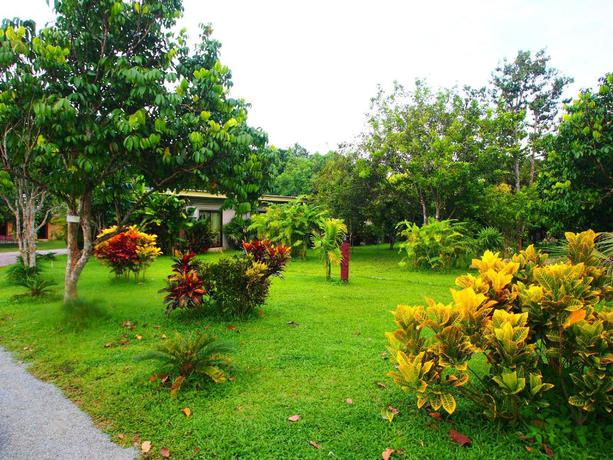 Imagen general del Hotel Aiyara Garden Resort. Foto 7