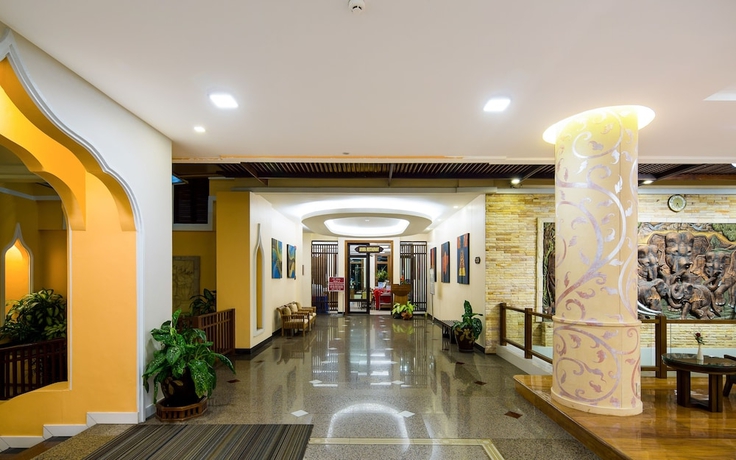 Imagen de los interiores del Hotel Aiyara Palace. Foto 11