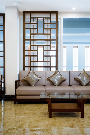 Imagen de los interiores del Hotel Aiyara Palace. Foto 13