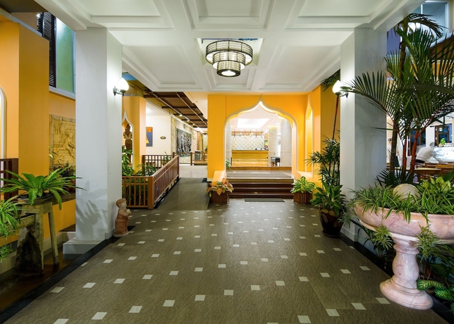 Imagen de los interiores del Hotel Aiyara Palace. Foto 18