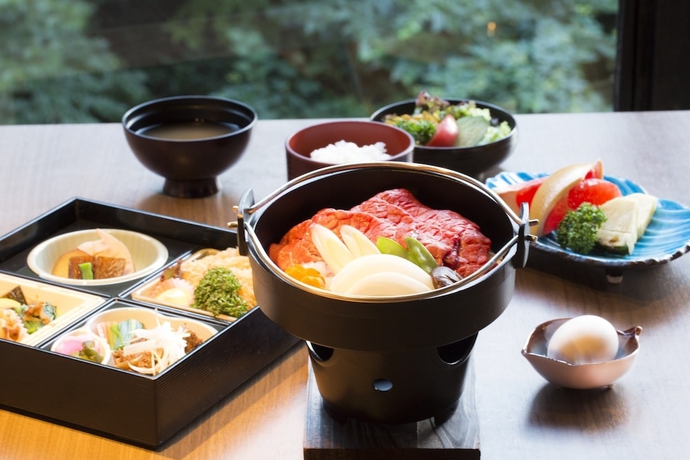 Imagen del bar/restaurante del Hotel Aizu Higashiyama Onsen, Tsuki no Akari. Foto 7