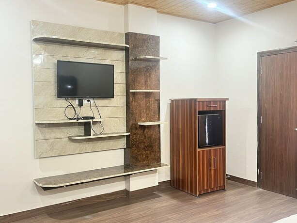 Imagen de la habitación del Hotel Aj Himalayan. Foto 18