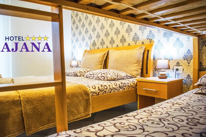 Imagen de la habitación del Hotel Ajana. Foto 8
